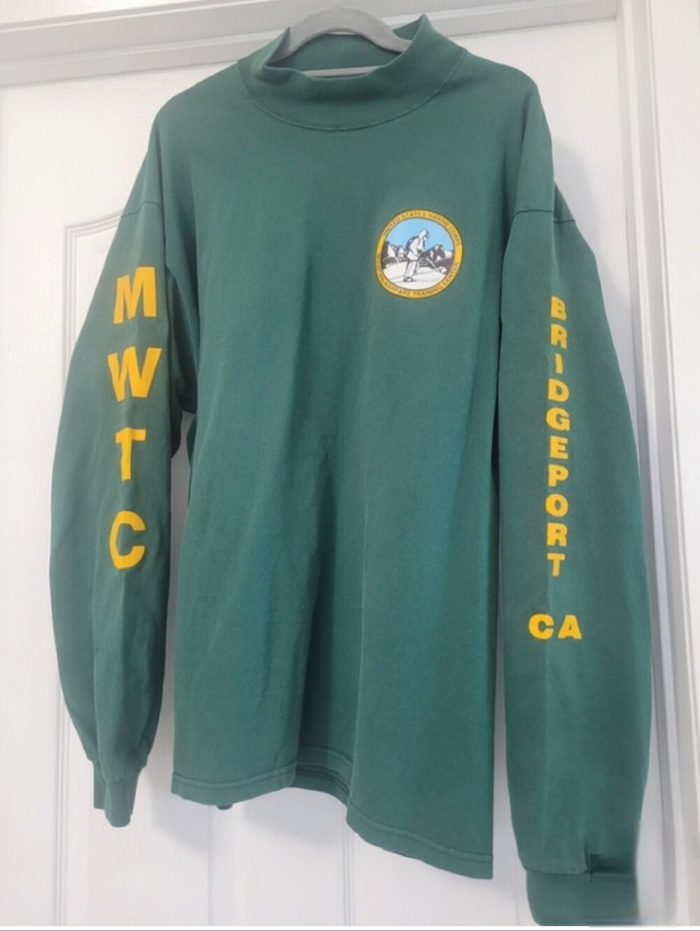 USMC Mock Turtleneck shirt from the Mountain Warfare Training Center - Picture 8 of 8